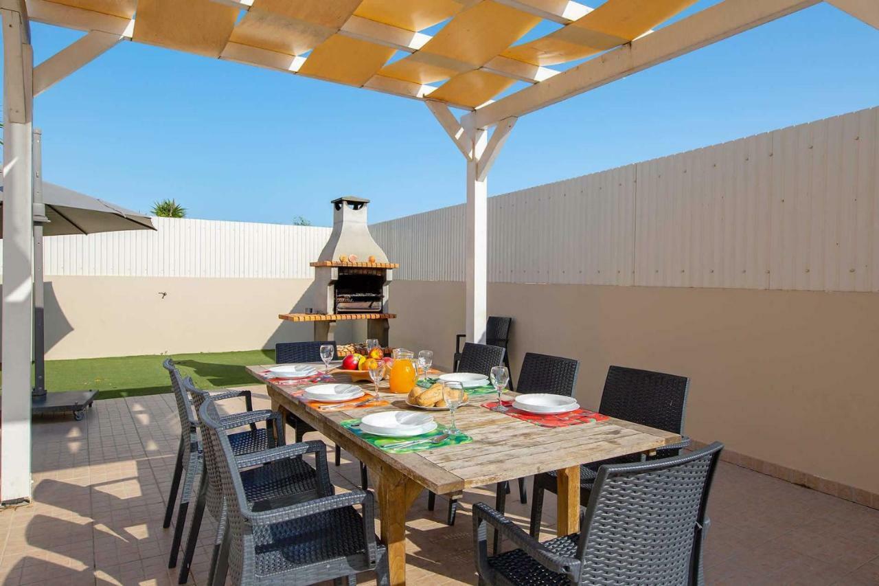 Villa Ruana - 5 Bedrooms On Suite- Free Out Door Hot Jacuzzi - By Bedzy Albufeira Buitenkant foto