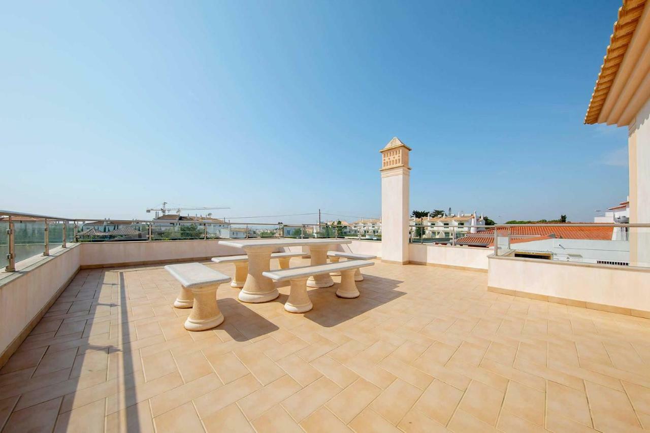 Villa Ruana - 5 Bedrooms On Suite- Free Out Door Hot Jacuzzi - By Bedzy Albufeira Buitenkant foto
