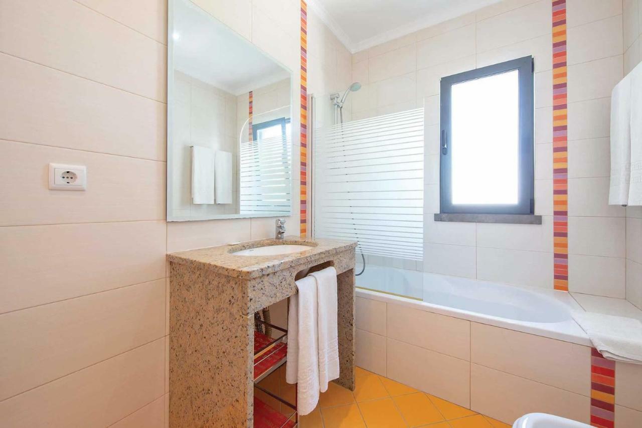Villa Ruana - 5 Bedrooms On Suite- Free Out Door Hot Jacuzzi - By Bedzy Albufeira Buitenkant foto